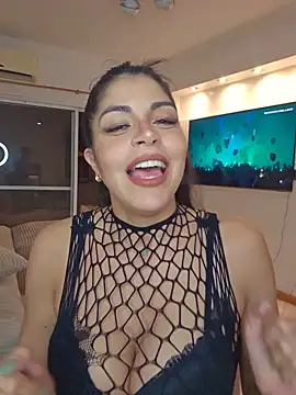 Yaaaaanee2 online show from May 2026 02:42:02 AM