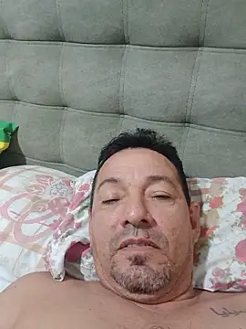 Gerardo Camila online show from May 2026 04:18:01 AM