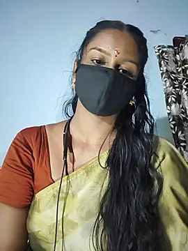 Snapshot of madhushree143 chatting on June 2026 05:01:01 AM madhushree143 online show from June 2026 05:01:01 AM