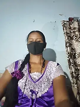 Snapshot of madhushree143 chatting on June 2026 06:11:01 AM madhushree143 online show from June 2026 06:11:01 AM