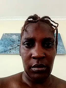 Queeny12 online show from July 2026 11:05:02 AM
