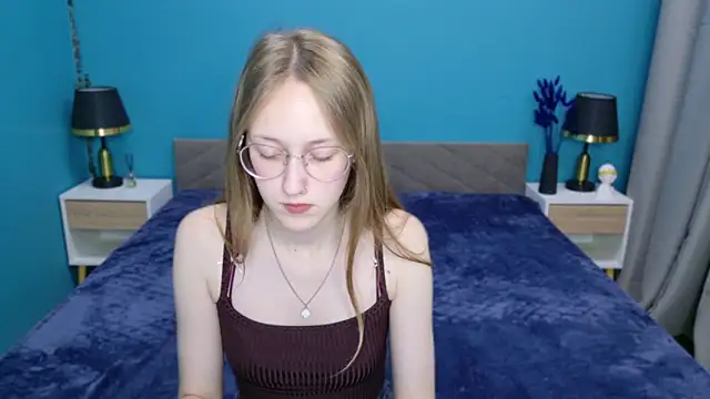 Calista Everleig online show from May 2026 05:58:02 AM