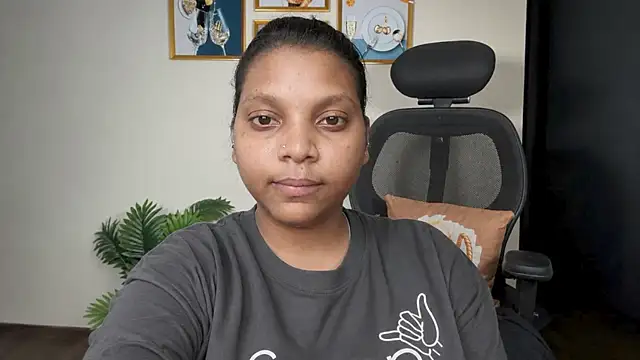 jiyahot62 online show from May 2026 05:52:02 PM