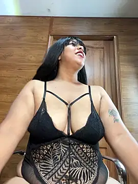 Alexia Lerner online show from June 2026 08:06:01 PM