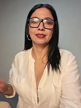Scarlett Valnyx online show from June 2026 12:42:02 PM