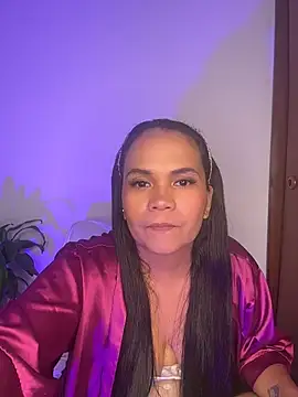 NoahJade online show from June 2026 09:25:02 PM