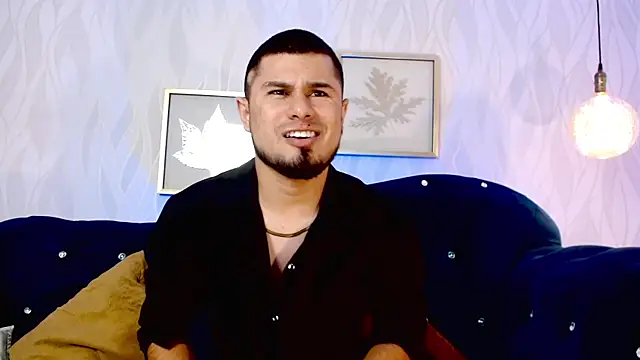 dominikvega online show from June 2026 06:34:01 PM