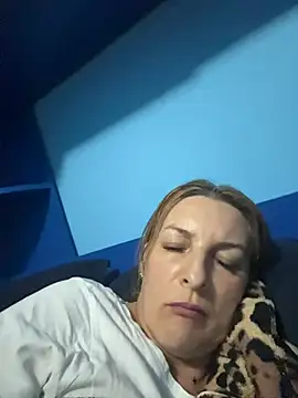 Hot-Milf4U online show from June 2026 07:01:02 PM