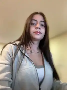 Snapshot of Hanna_Cruz_ chatting on June 2026 01:26:01 PM Hanna Cruz online show from June 2026 01:26:01 PM
