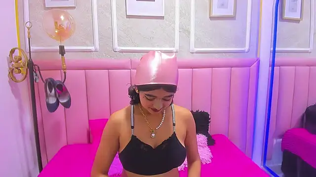 velvet girll online show from July 2026 01:41:02 PM