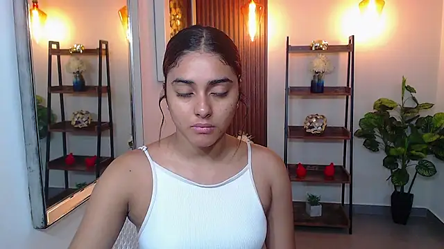 Snapshot of _Lucy_Grey_ chatting on July 2026 12:33:01 PM Lucy Grey online show from July 2026 12:33:01 PM