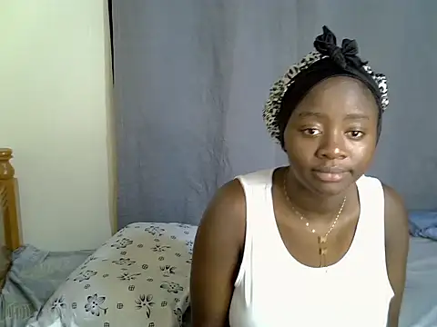 SexxyRoxy online show from May 2026 09:13:01 PM