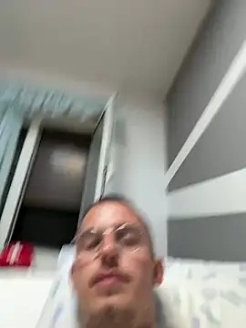 Gio232 online show from June 2026 08:28:01 PM