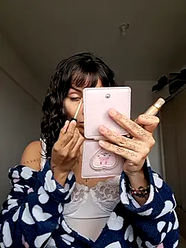 debra mami online show from May 2026 05:42:02 PM