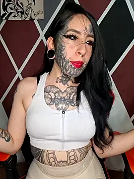 VenomLuna online show from May 2026 04:12:01 PM