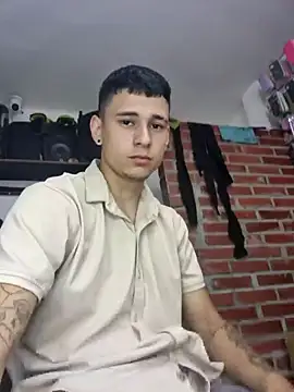 tom latin online show from July 2026 07:05:02 PM