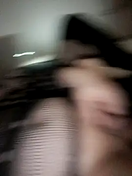 Cybergeil33 online show from April 2026 11:52:01 AM