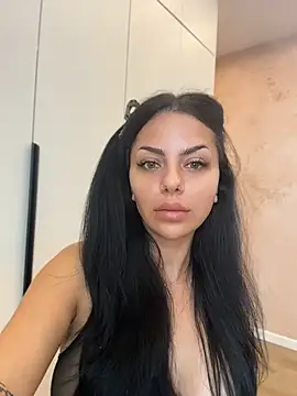 Snapshot of Ivy_Trixx chatting on July 2026 04:34:01 PM Ivy Trixx online show from July 2026 04:34:01 PM