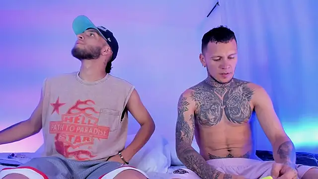 Snapshot of _Kevin_xxx chatting on January 2025 04:23:02 AM Kevin xxx online show from January 2025 04:23:02 AM