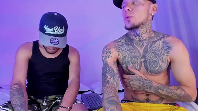 Snapshot of _Kevin_xxx chatting on March 2025 11:05:01 AM Kevin xxx online show from March 2025 11:05:01 AM