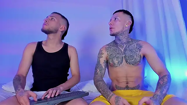 Snapshot of _Kevin_xxx chatting on November 2025 04:01:01 AM Kevin xxx online show from November 2025 04:01:01 AM