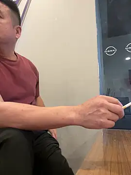 MRhuang007 online show from May 2026 07:38:01 AM