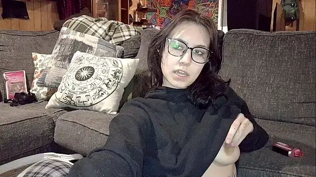 B4BYJINX online show from June 2026 05:13:02 PM