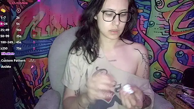 B4BYJINX online show from June 2026 06:01:02 PM