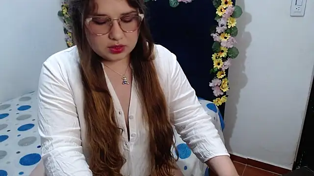 mary shucsika online show from May 2026 03:04:02 AM