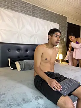 Isaak Salomee online show from June 2026 12:29:02 PM