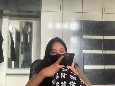 livia dolls online show from June 2026 10:31:02 AM