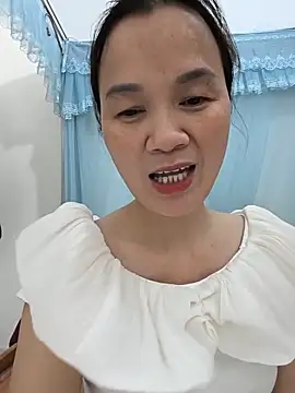 Lye lovely online show from June 2026 02:48:01 PM