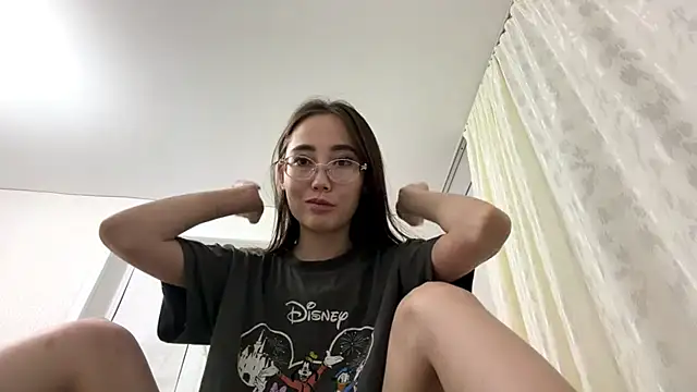 VickieTrudo online show from July 2026 08:44:02 PM