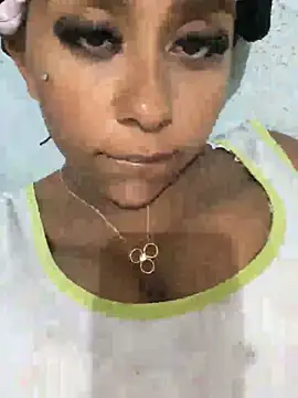jhenannyy online show from June 2026 11:00:01 PM