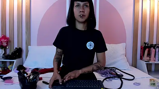 Valkiriia wiine online show from June 2026 04:50:02 AM