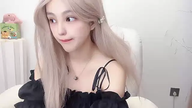 jiangjiang2005 online show from June 2026 06:42:01 PM