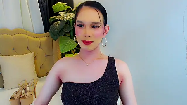 Snapshot of LexiLoreOnTop chatting on June 2026 05:21:02 PM LexiLoreOnTop online show from June 2026 05:21:02 PM
