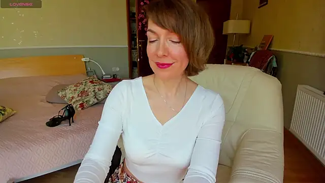 SummerLiza online show from May 2026 01:28:02 PM