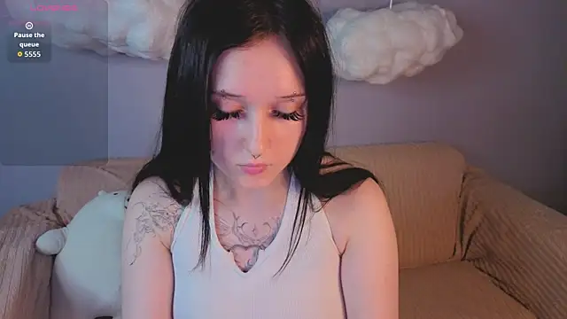Snapshot of Emma-Blissa chatting on June 2026 01:15:02 AM Emma-Blissa online show from June 2026 01:15:02 AM