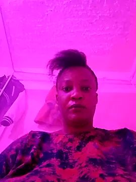 QueenLave online show from May 2026 10:01:01 AM