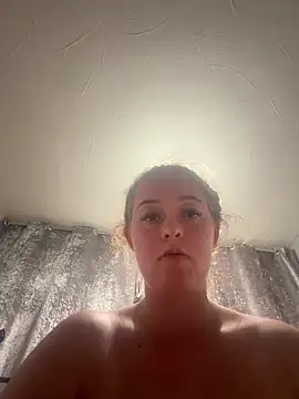 Miss brunettexx online show from May 2026 10:36:01 PM