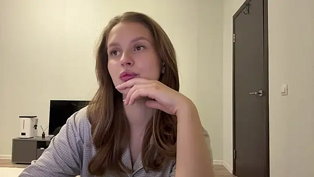 Beverly Smith online show from June 2026 08:50:02 PM