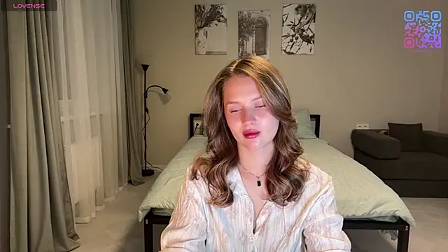 Beverly Smith online show from July 2026 12:37:02 AM