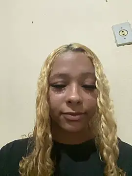littlehoney00 online show from July 2026 08:40:02 PM