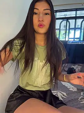 Snapshot of Aylin-fire chatting on July 2026 06:47:02 PM Aylin-fire online show from July 2026 06:47:02 PM
