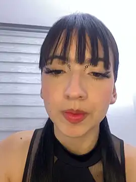JeyLuxx online show from June 2026 07:00:01 AM