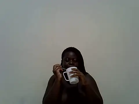 Snapshot of berrynova chatting on June 2026 11:19:01 PM berrynova online show from June 2026 11:19:01 PM