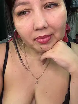 Snapshot of Love__beby chatting on June 2026 09:07:02 PM Love beby online show from June 2026 09:07:02 PM