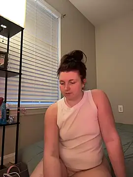 misssmondayy online show from July 2026 12:35:01 AM