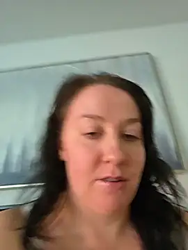 Snapshot of CreamVixen chatting on June 2026 03:09:01 PM CreamVixen online show from June 2026 03:09:01 PM